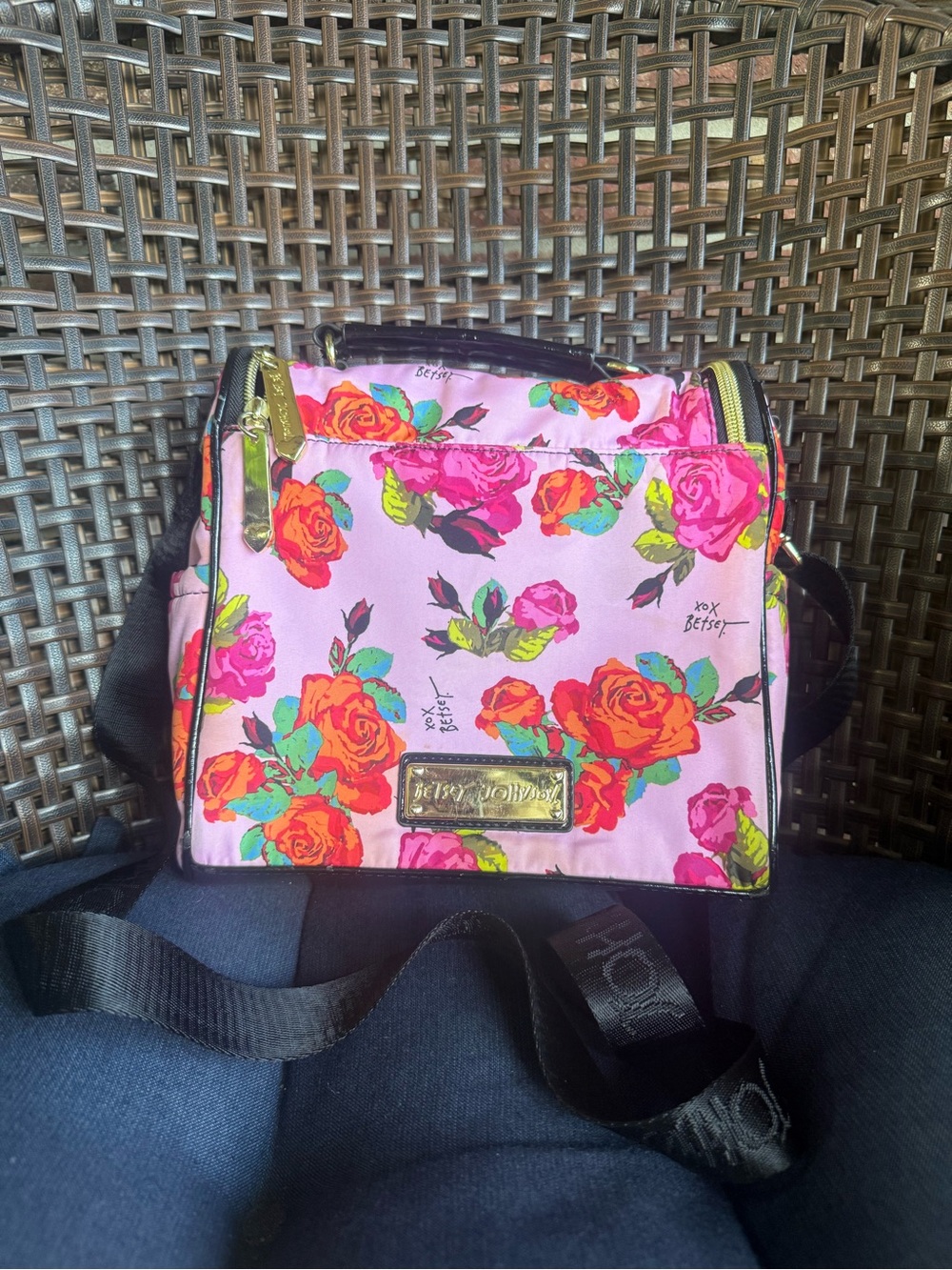 Betsey Johnson Pink Floral Insulated Lunch Bag